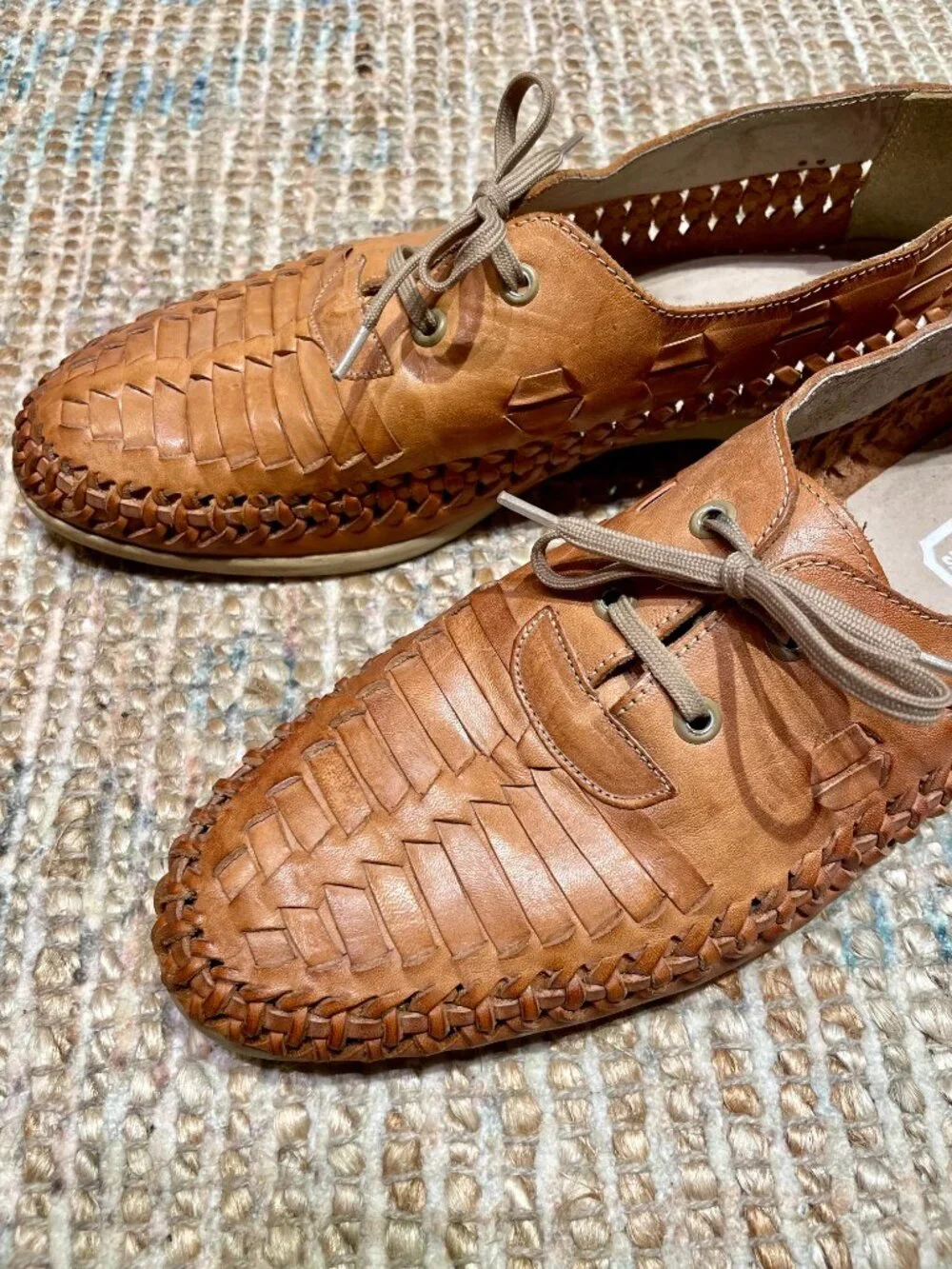 HipOppoTamus Vintage Tan Woven Leather Lace Huarache Oxfords Hand Made in Brazil